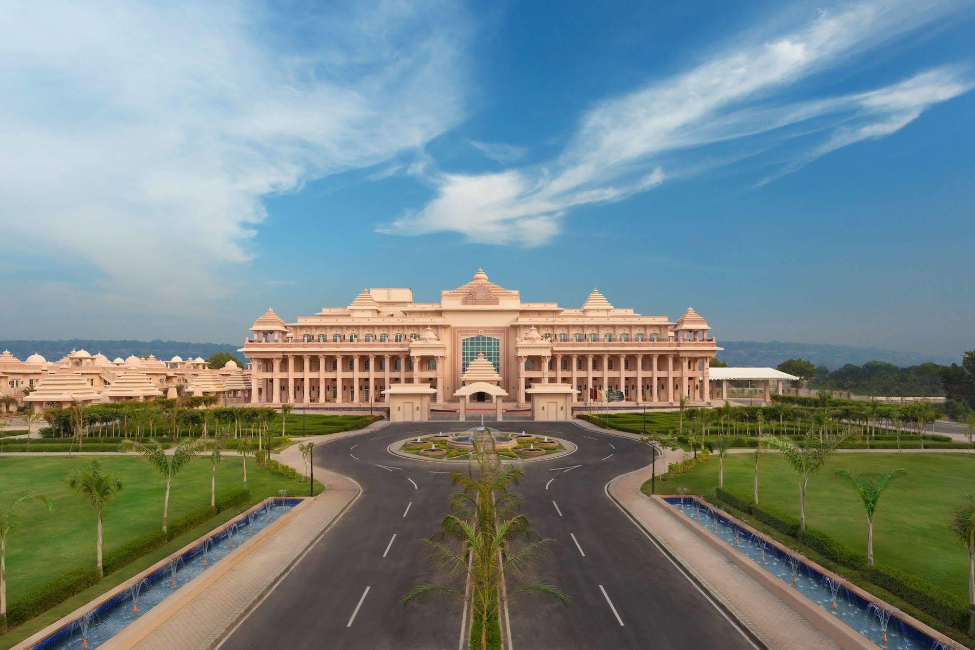 Itc Grand Bharat A Luxury Collection Resort Gurgáon Exteriér fotografie